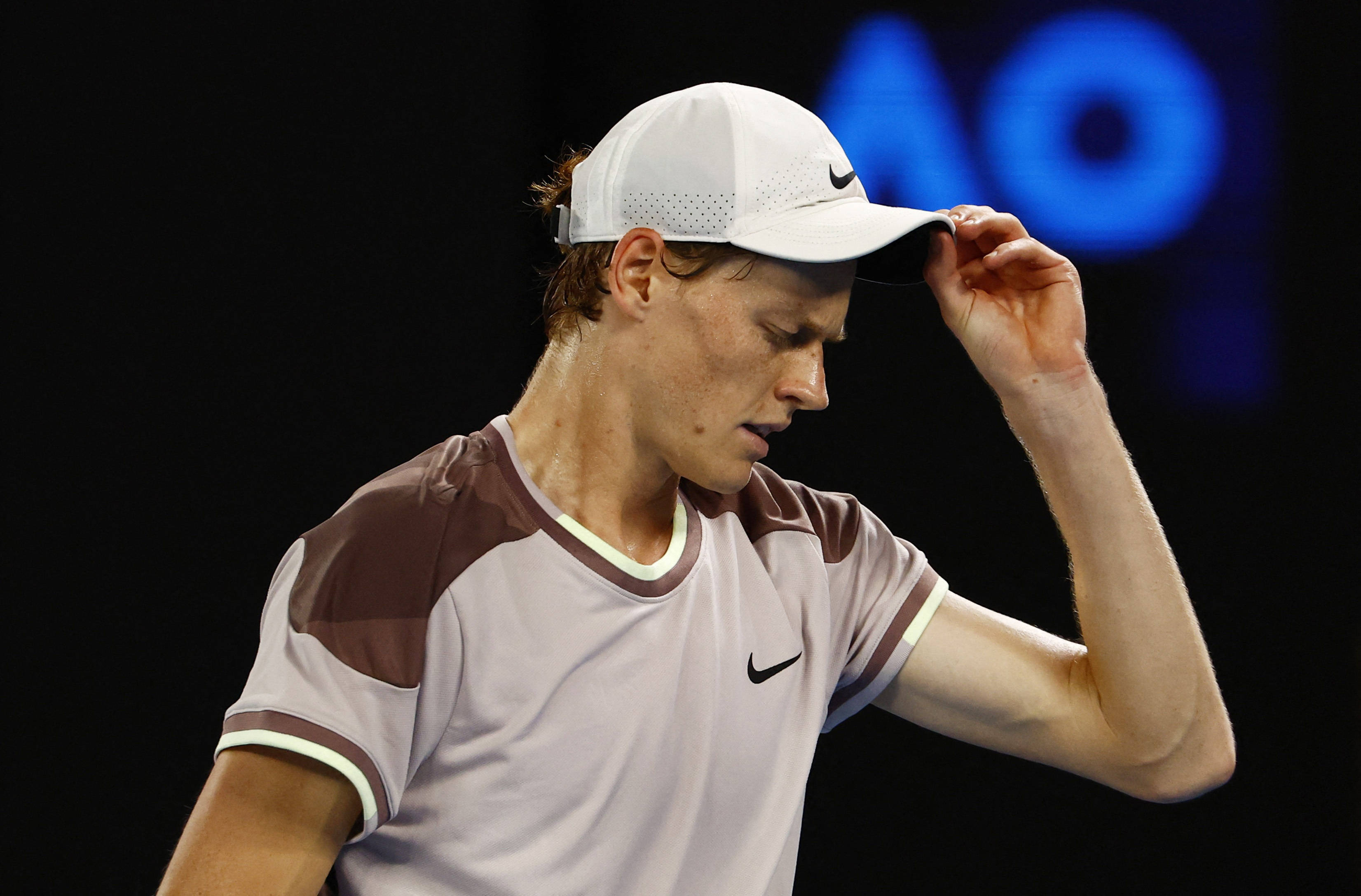 与马刺形成 与马刺形成